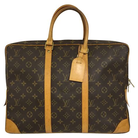 louis vuitton seconda mano originali|Louis Vuitton italy website.